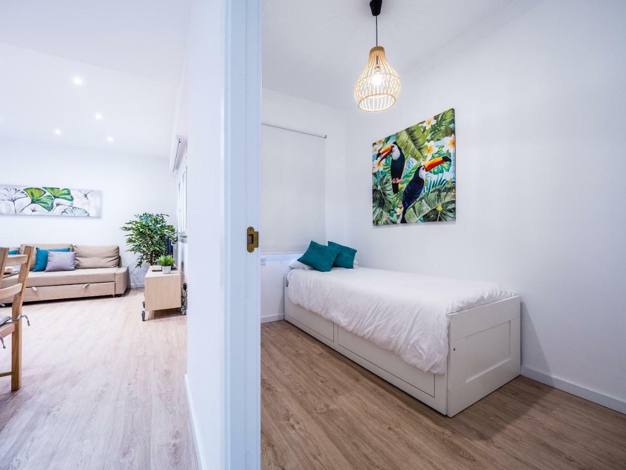 Malaga Urban Center Apartment Екстериор снимка